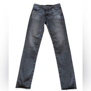 AG Farrah Skinny Ankle Jeans. Size 26R